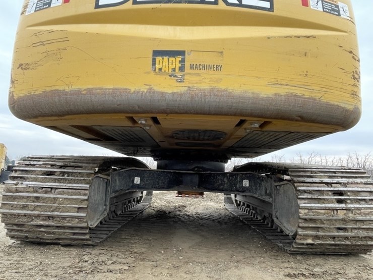 deere-210g-lc-image-25