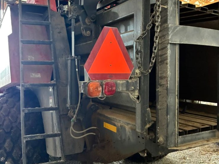 2011-massey-ferguson-2190-image-7