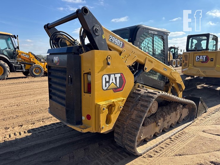 2022-caterpillar-299d3-image-4