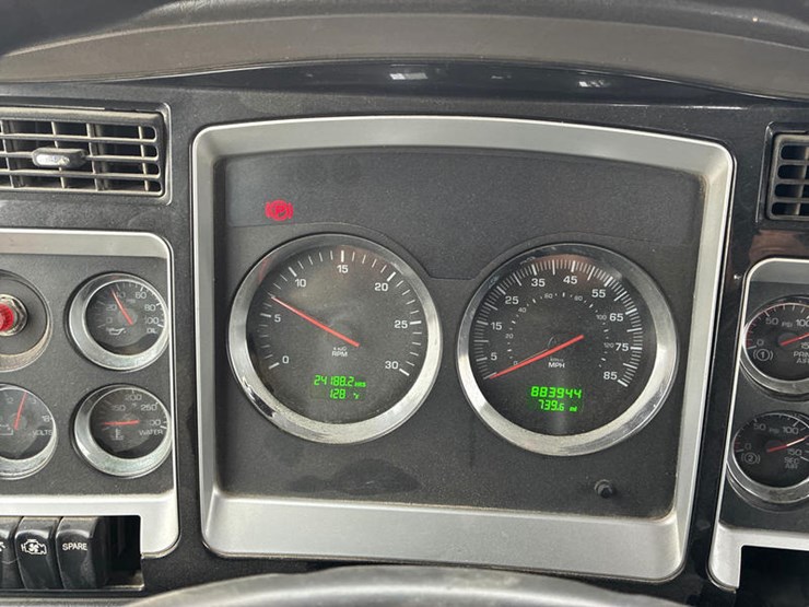 2007-kenworth-t800-image-86