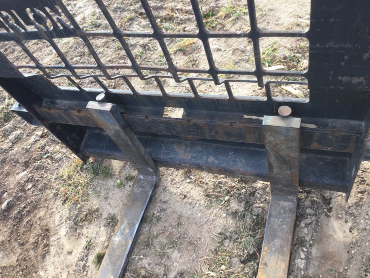 #4562-•-pallet-forks-image-4