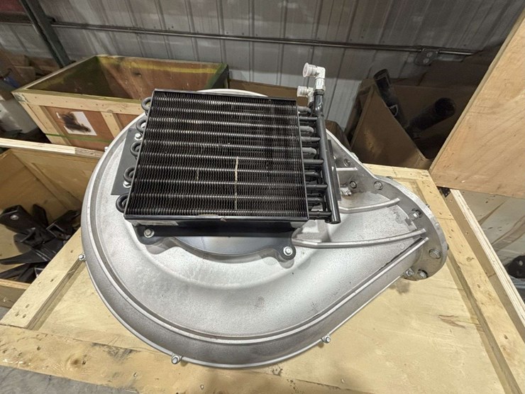 2013-john-deere-db66-image-6