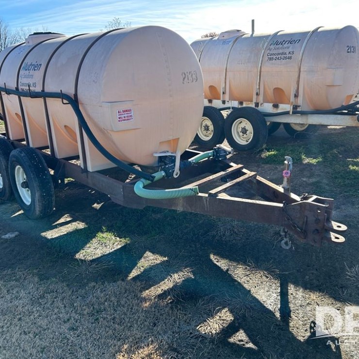 Liquid Nurse Trailer (CP1345, Tank 2133)