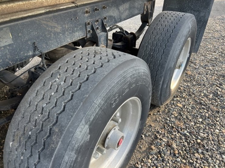 2005-beall-tsmc1x3-quad-axle-pup-trailer-image-14