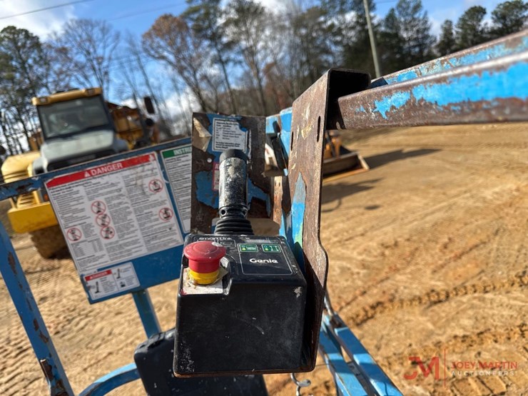 genie-gs1930-image-12