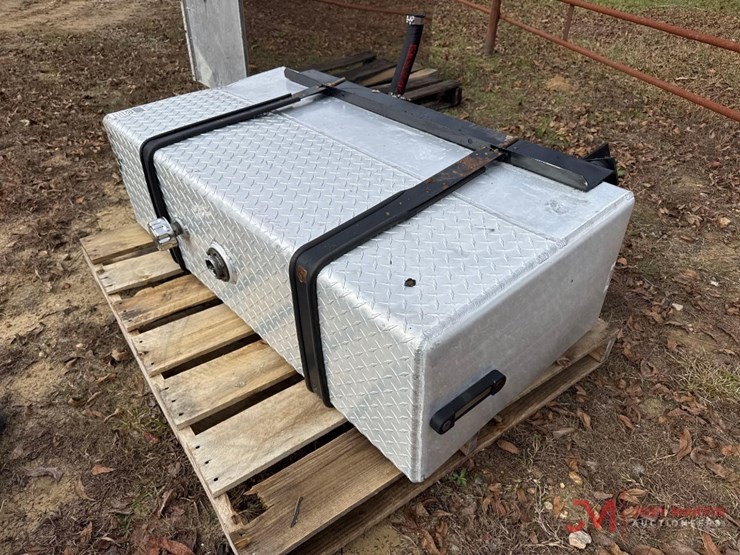 aluminum-pto-oil-tank-image-4