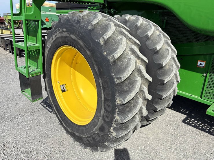 john-deere-9650-sts-image-40