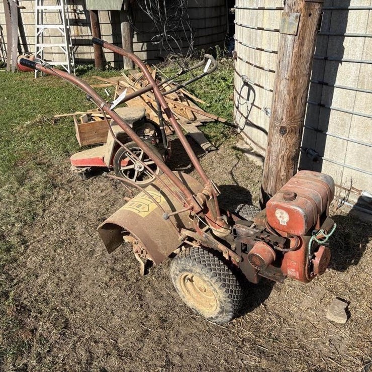 Troy-Bilt Rear Tine tiller
