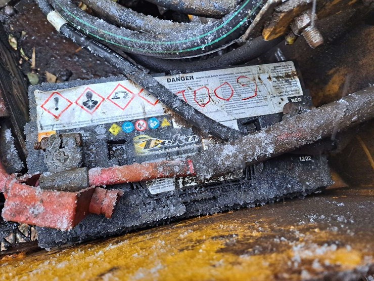 1999-deere-410e-image-21