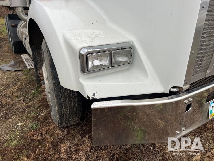 2005-kenworth-t800-image-28