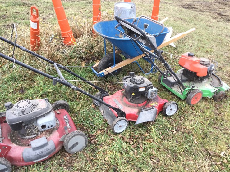 #4772-•-plastic-tote:-location:-w2486-smies-rd,-oostburg,-wi-53070-image-2