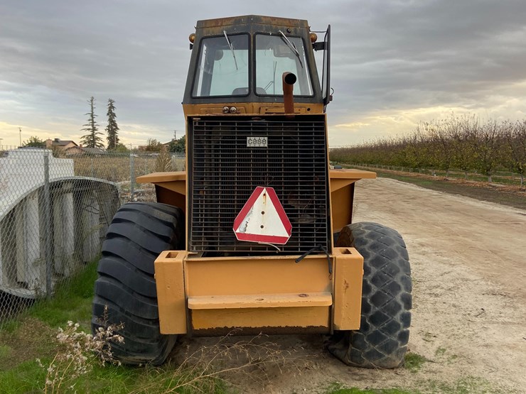 #1701-•-1970-case-24c-wheel-loader-image-4