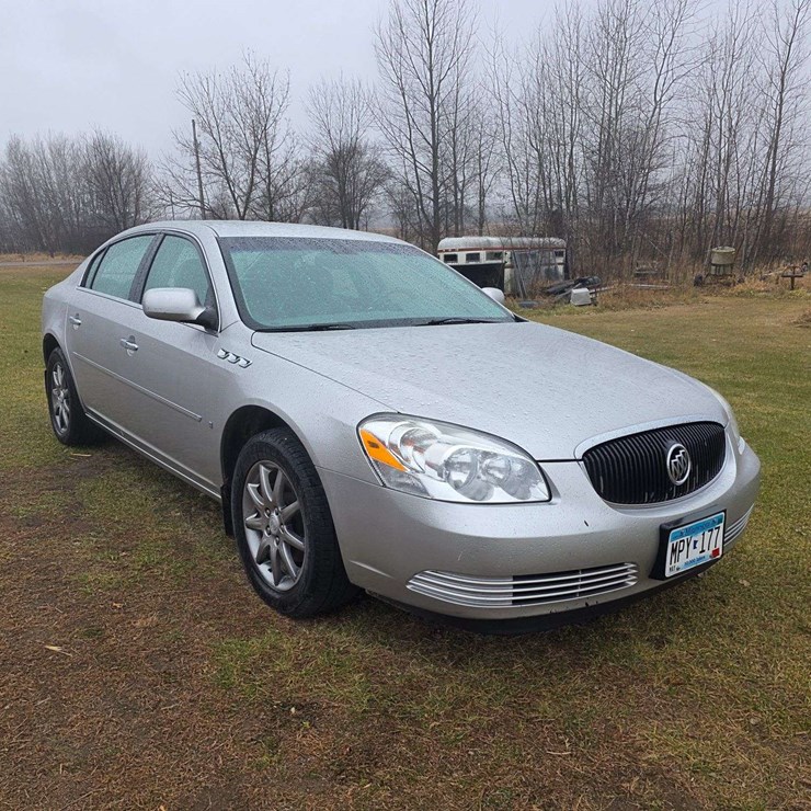 2006 Buick Lucerne CXL, 216,480 Miles, Cruise, AM/FM/CD, Dual Climate Control, Heated Leather Seats,