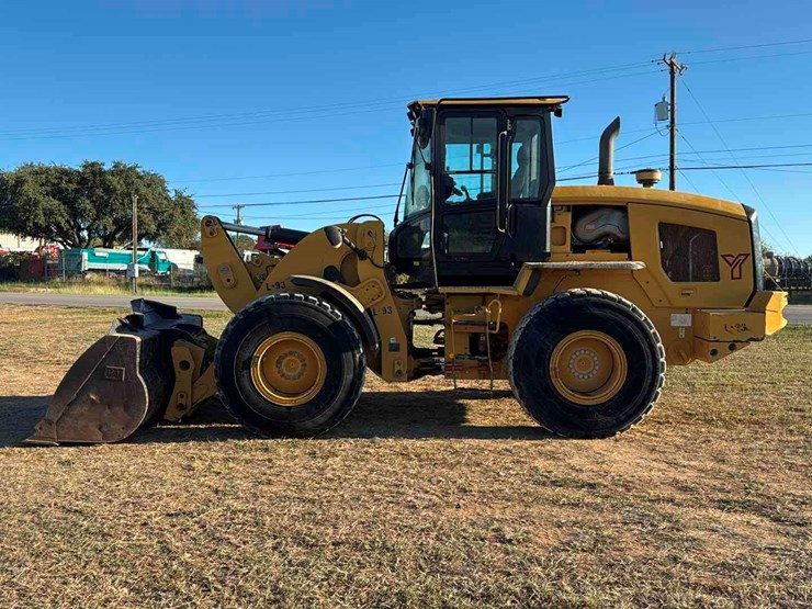 caterpillar-930m-image-8