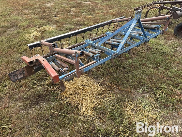 ford-3-pt-mounted-spring-shank-chisel-image-3