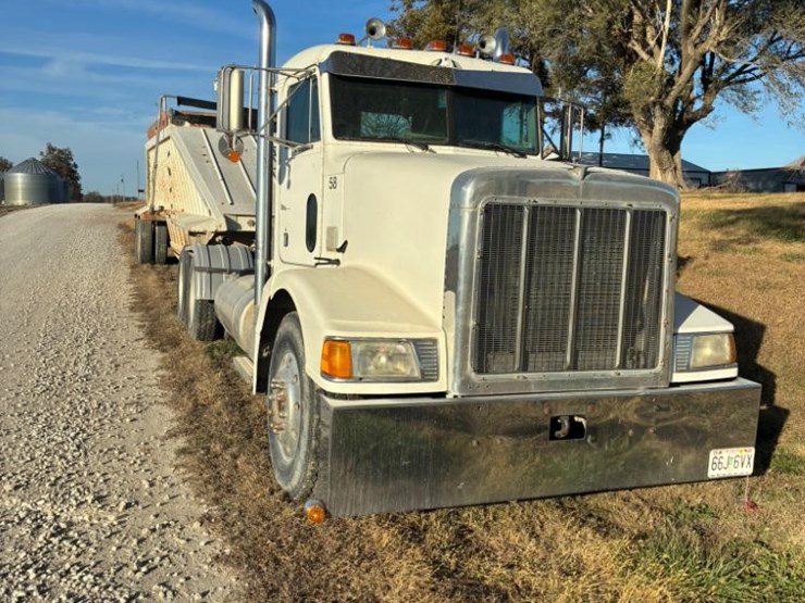 1990-peterbilt-377-image-1