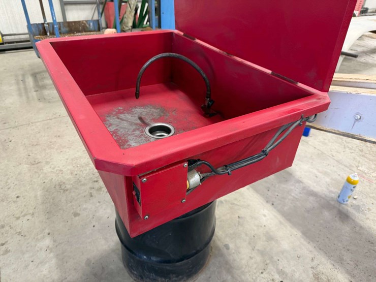 snap-on-parts-washer-in-working-condition-image-4