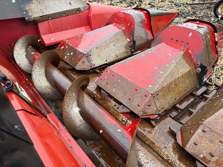 case-ih-1063-image-10