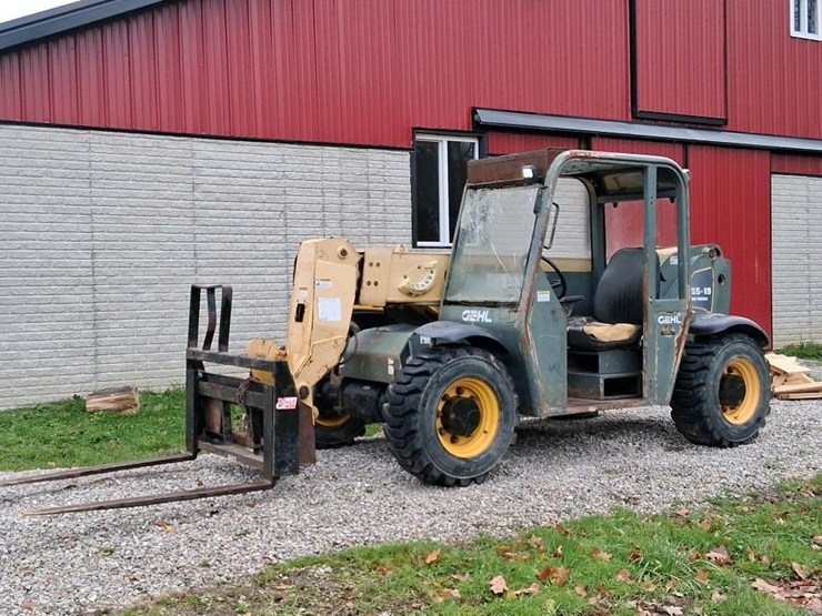 #1301-•-gel-rs5-19-telehandler-image-1