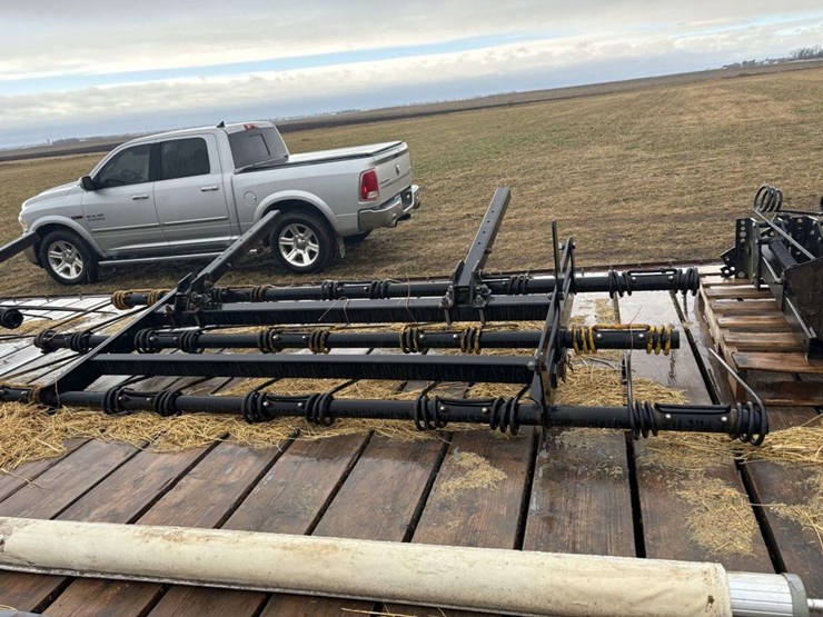 powermatic-3-bar-harrow,-26”-teeth,-(2)-9.5’-sections,-with-mounting-brackets,-spare-tooth,-was-used-image-6