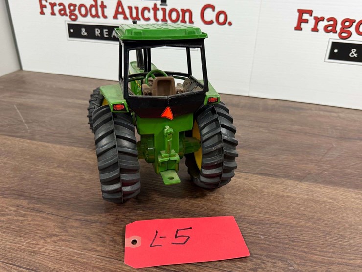 john-deere-4455-image-3