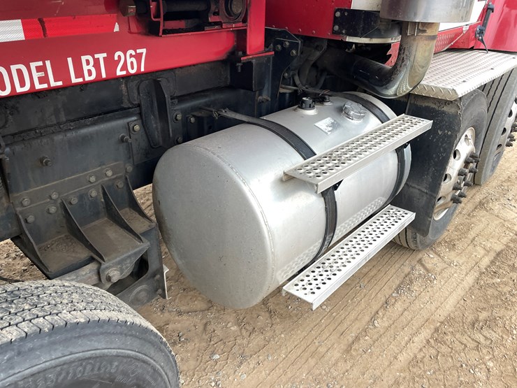 #1130-•-2005-international-5500i-6x4-dump-truck-(has-mn-title)-image-43