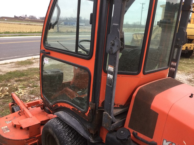 2011-kubota-f3680-image-6