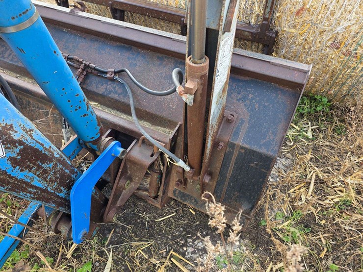 new-holland-72la-image-24