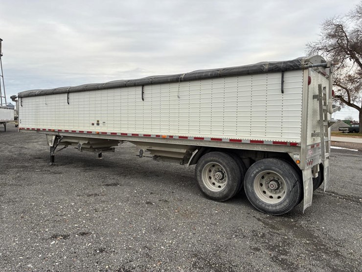 wilson-hopper-bottom-image-6