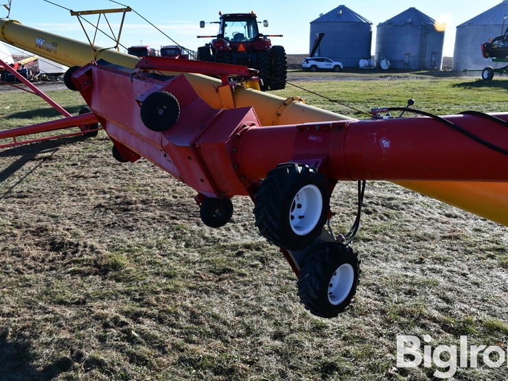 westfield-mk130-71-13"x71'-swing-away-auger-image-18