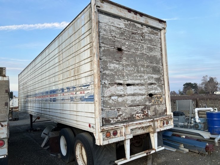 1971-utility-van-image-4