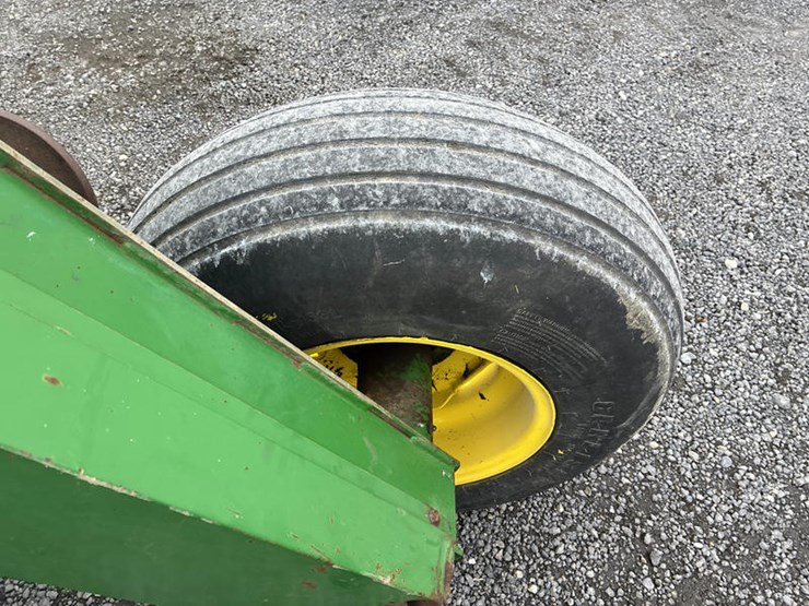 john-deere-750-image-47