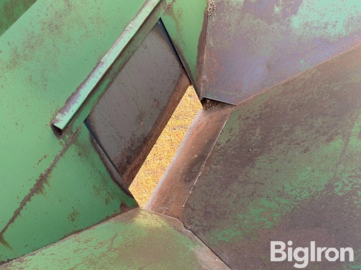 dakon-gravity-wagon-on-westendorff-running-gear-image-12