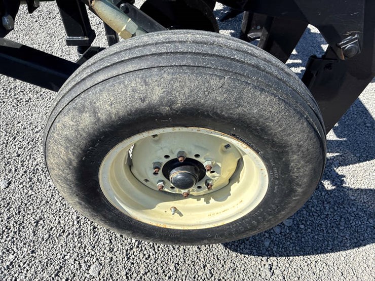 #113973-•-unverferth-7x-zone-builder-ripper-#a41470499-image-15