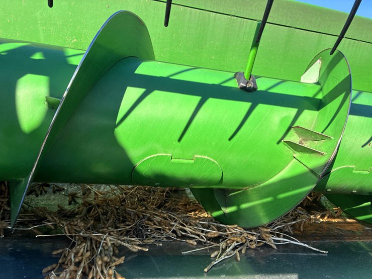 2004-john-deere-630f-image-26