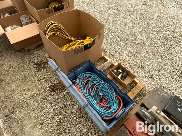 pallet-of-heavy-drop-cords-&-pto-adapters-image-5