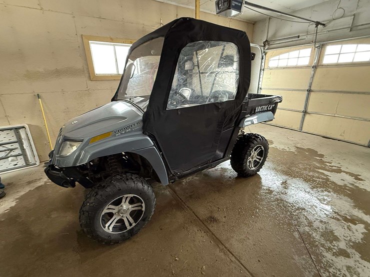 2009-arctic-cat-700-image-6