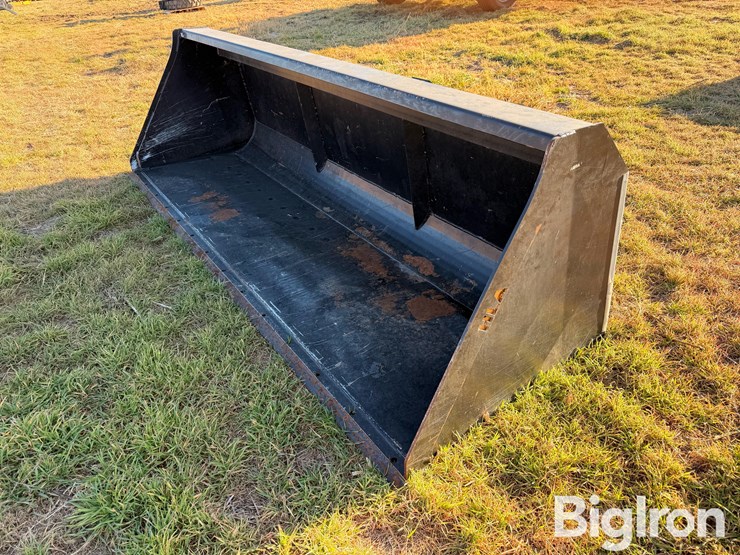 2021-hla-mbhv108ao600-bucket-attachment-image-1