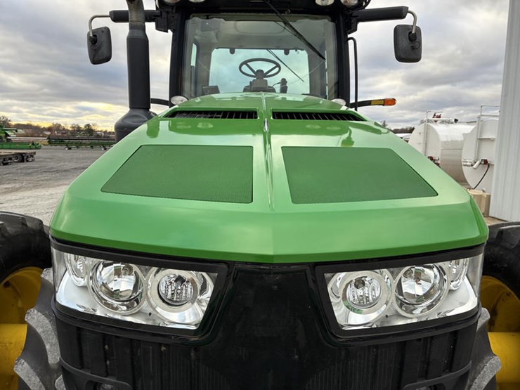 john-deere-8335r-image-16