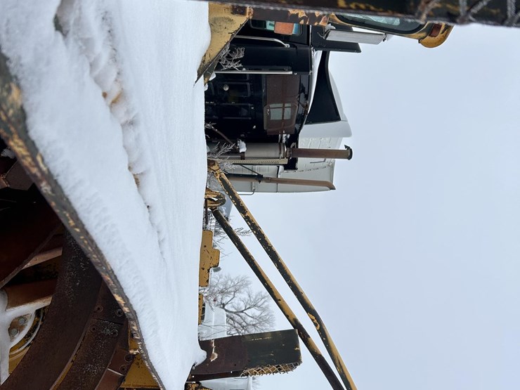 1981-oshkosh-green-snow-blower-image-18
