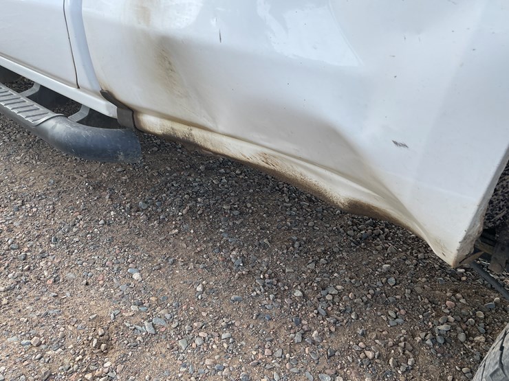 #1123-•-2019-chevrolet-silverado-pickup-truck(has-mn-title)-image-13