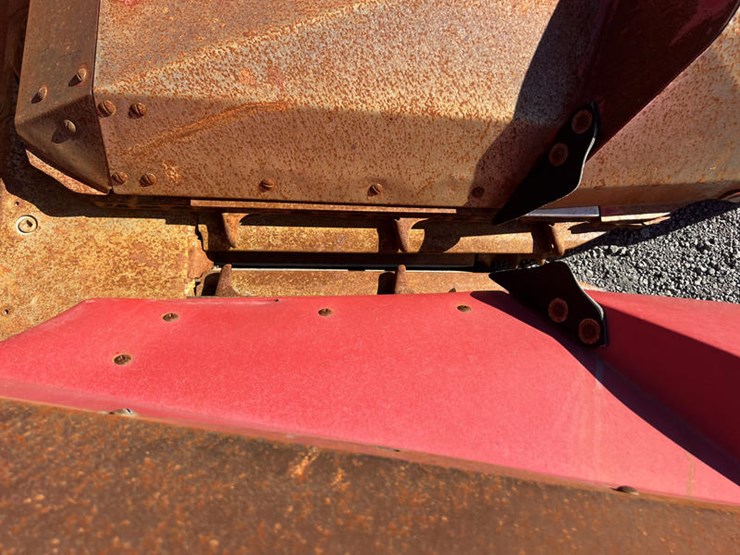 case-ih-1064-image-11