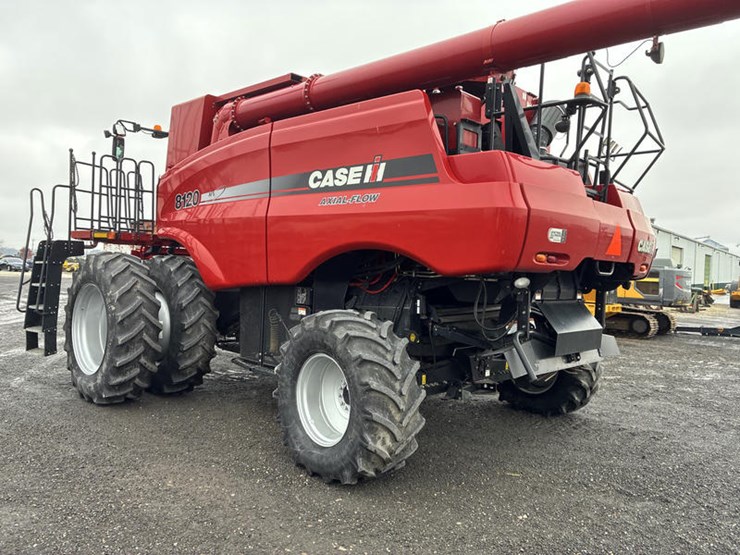 case-ih-8120-image-5