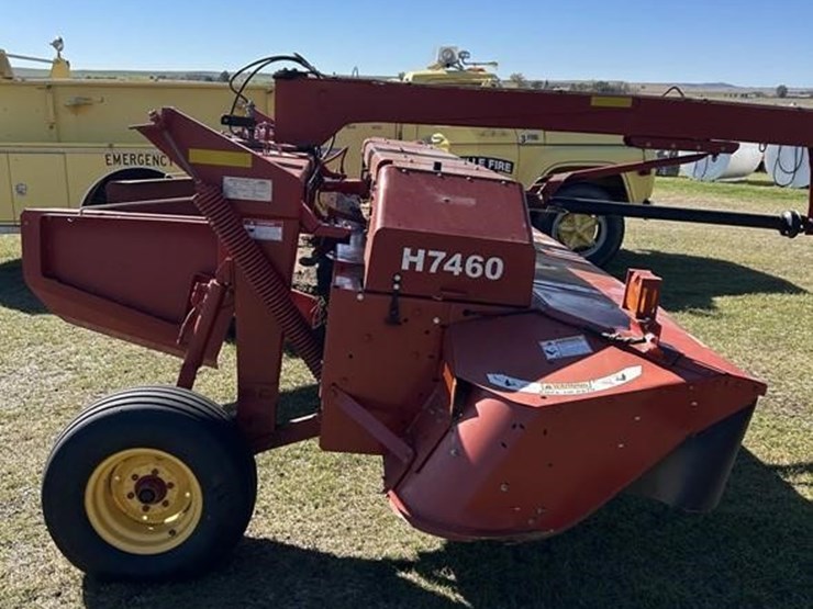 2014-new-holland-h7460-image-5