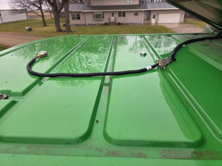 2000-john-deere-9650-sts-image-86