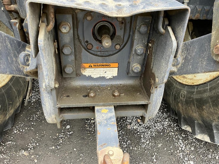 new-holland-8870-image-11