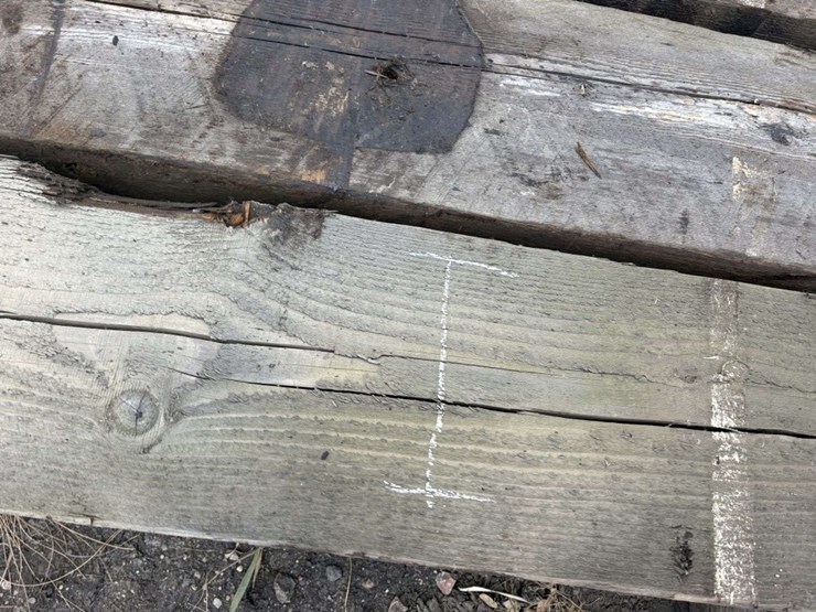 (3)-12”x12”-x38’-approx-creosote-treated-wood-beams,-i-image-7