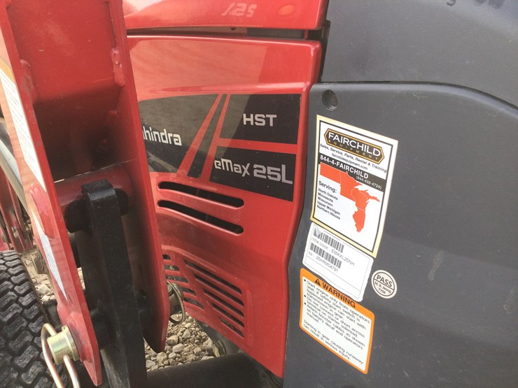 2021-mahindra-emax-25l-image-10