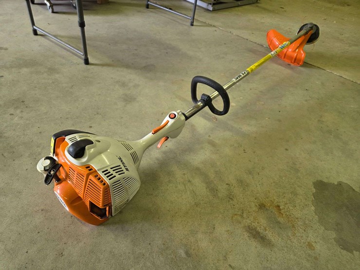 stihl-fs56rc-weed-eater-image-1