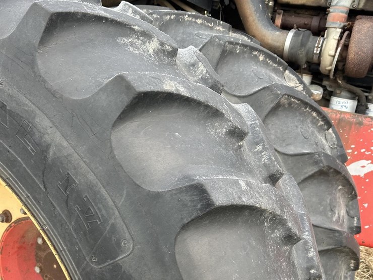 1985-versatile-856-image-41